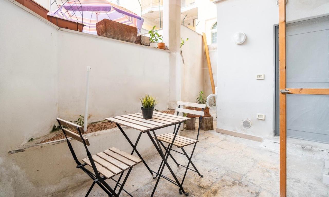 Quintino Apartment Bari Exterior foto